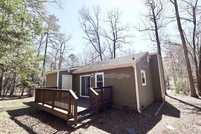 Building Photo - 4500 Sunfield Pl