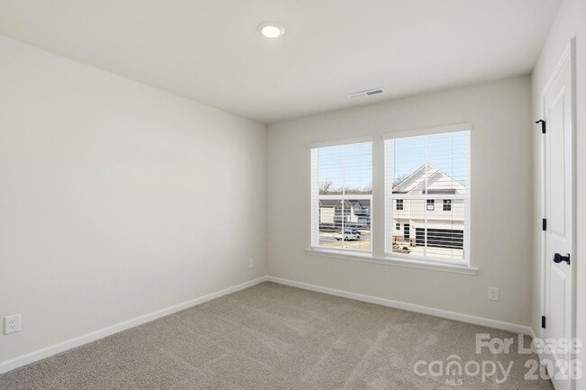 Building Photo - 3031 Breslin St