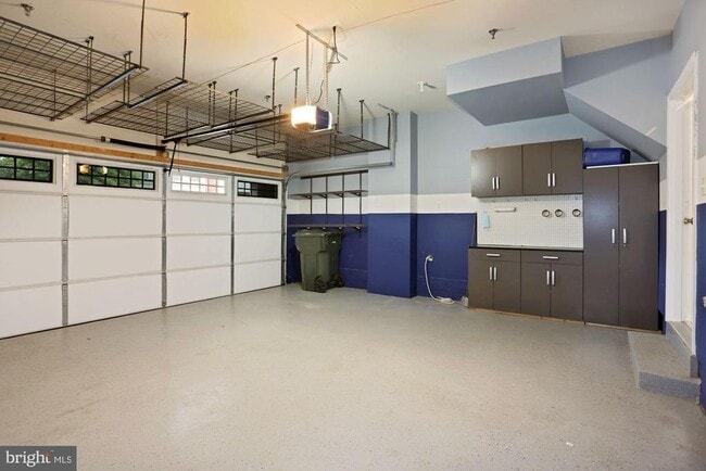 Building Photo - 603 Overlook Park Dr