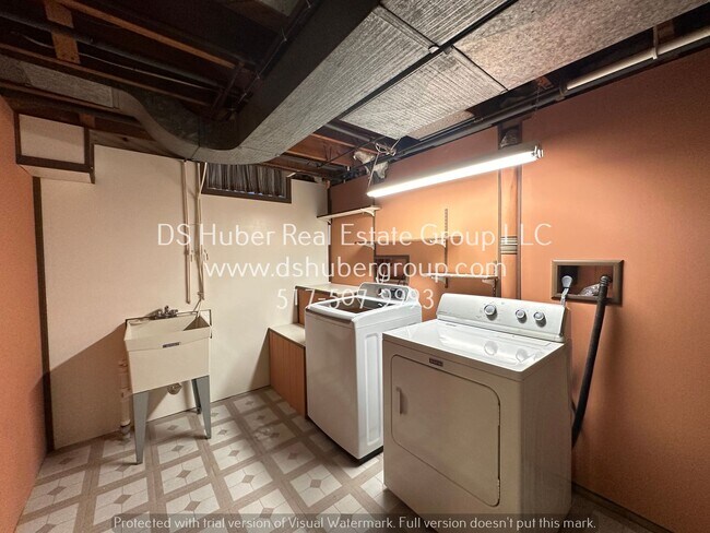 Building Photo - 1316 Ravenswood Dr