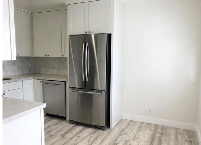 Building Photo - 248 Avenida Cabrillo