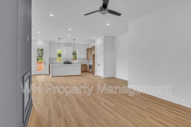Building Photo - 3822 Tigerbelle Dr