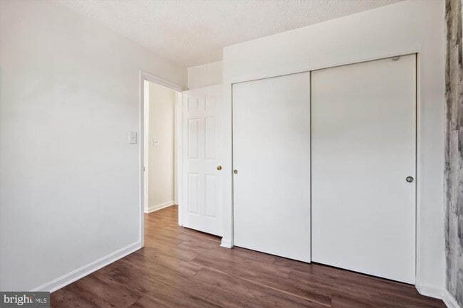 Building Photo - 6101 Hoskins Hollow Cir