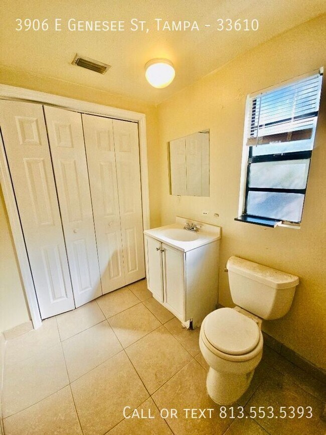 Building Photo - 3906 E Genesee St