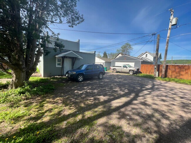 Building Photo - 6209 Raleigh St