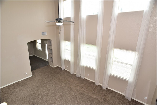 Building Photo - 13239 Emerald Isle St