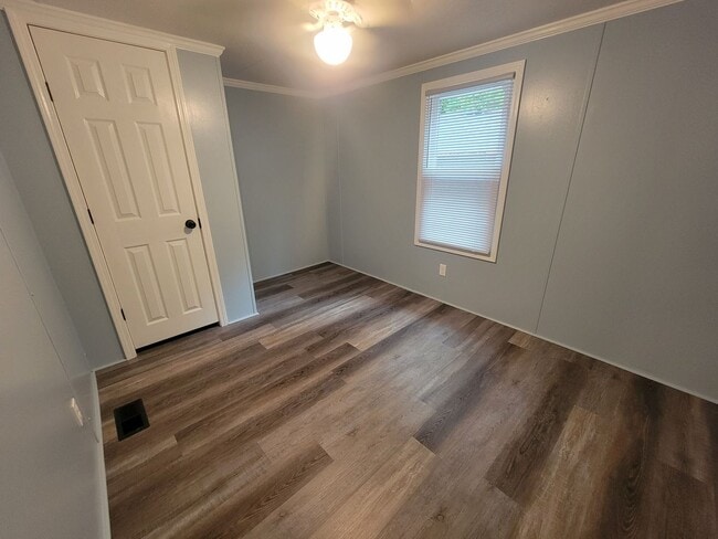 Building Photo - 2 Bedroom 2 Bathroom House (Walkertown, NC)