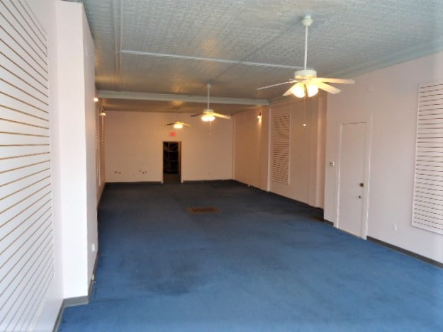 Building Photo - 117 S Main St