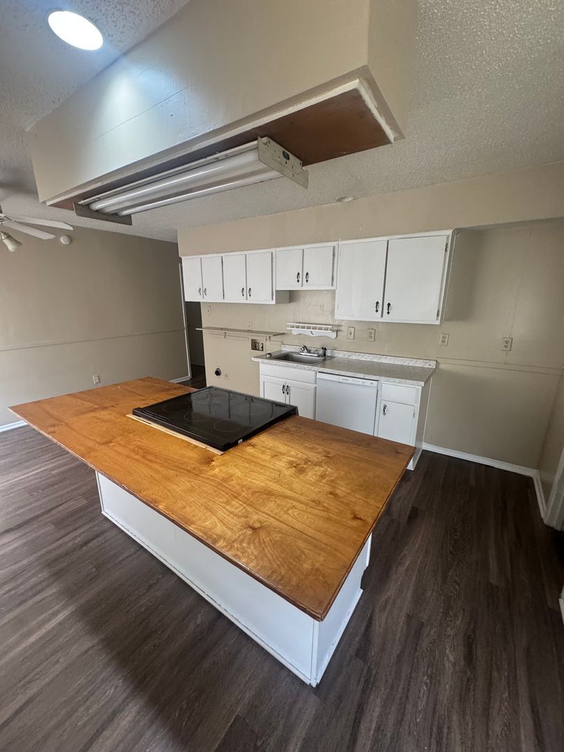 Building Photo - 2835 Toehill Cove