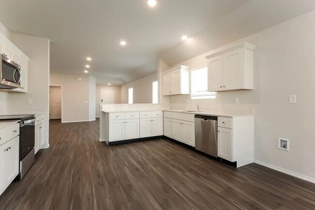 Building Photo - 1806 Dogwood Dr