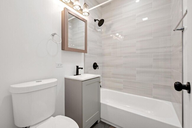 Building Photo - 3752 W Division St