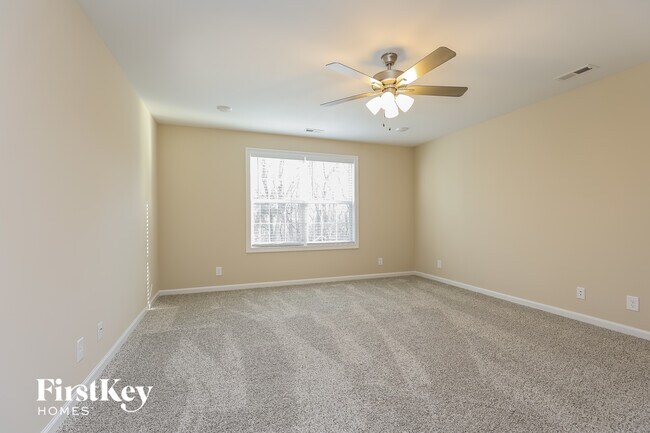 Building Photo - 1061 Brightwood Ct