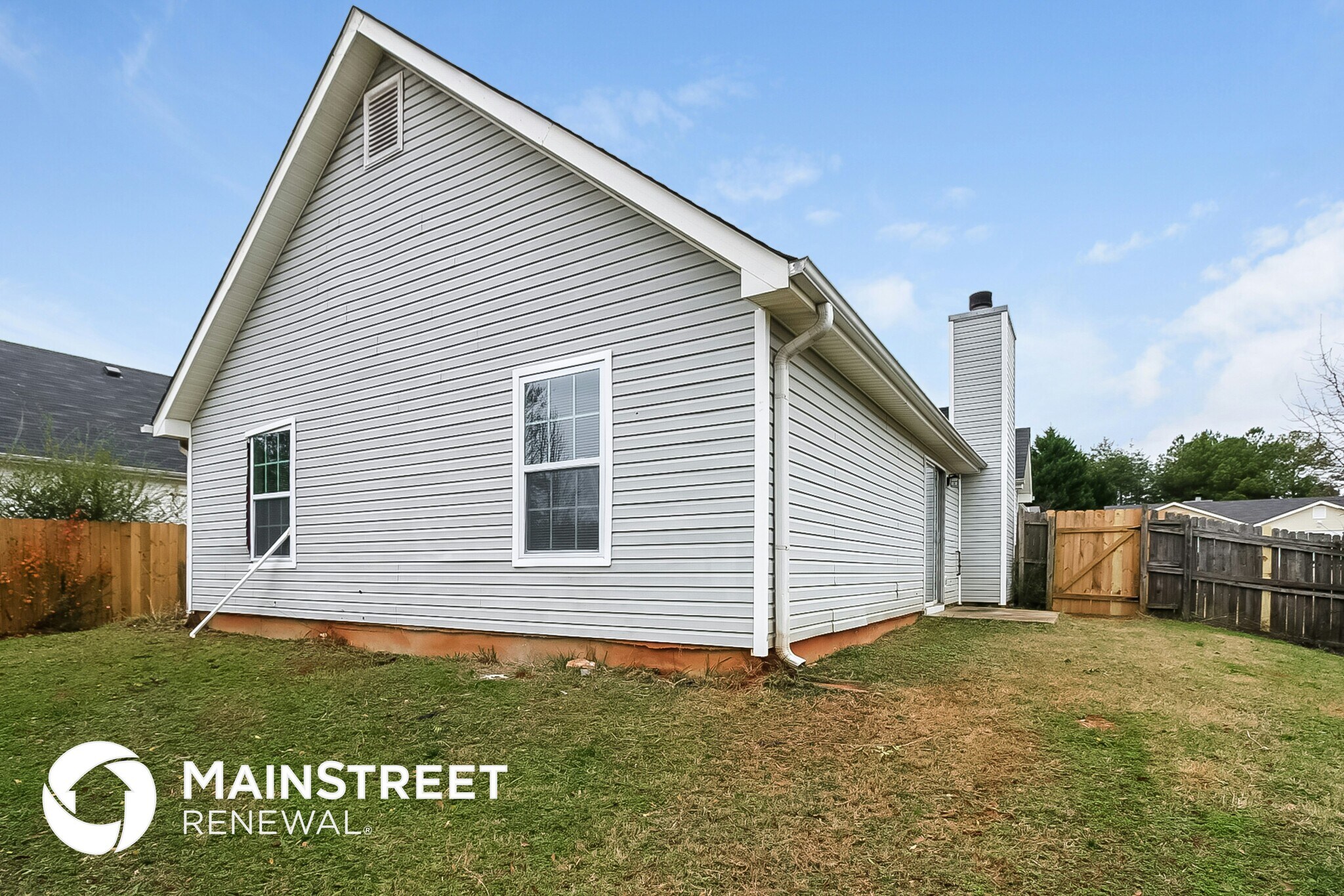 Building Photo - 358 Autumn Lake Dr