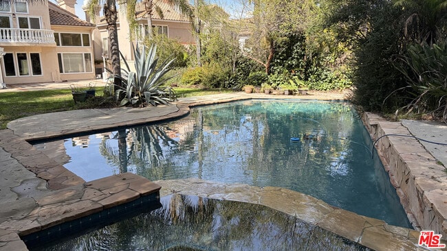 Building Photo - 4312 Park Verdi