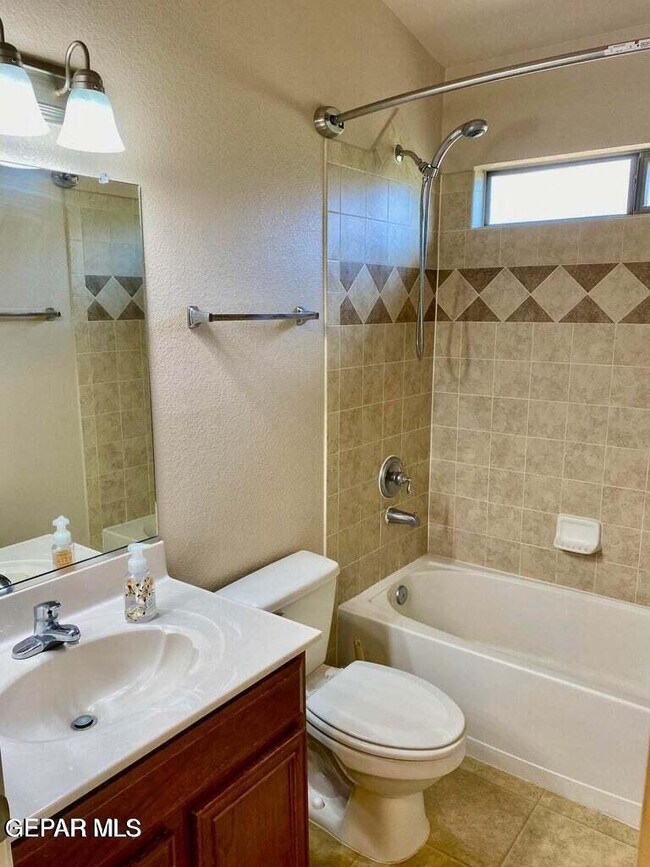 Building Photo - 7334 Prickley Pear Dr