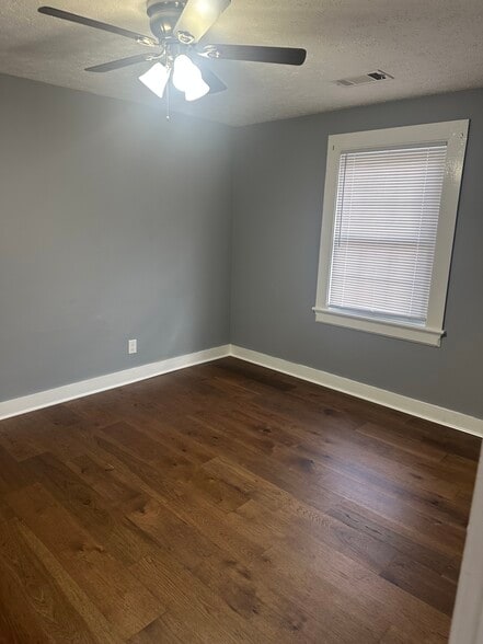 Back Bedroom - 1808 16th Pl