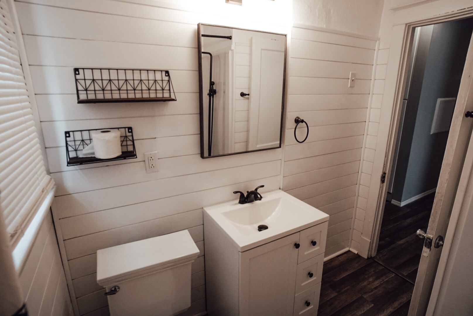 Building Photo - 4974 Chippewa St