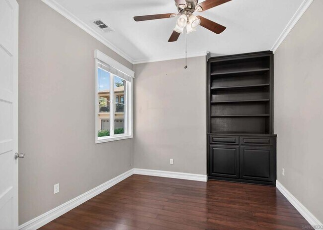 Building Photo - 42921 Avenida Amistad