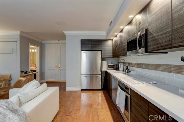 Building Photo - 1131 Alta Loma Rd