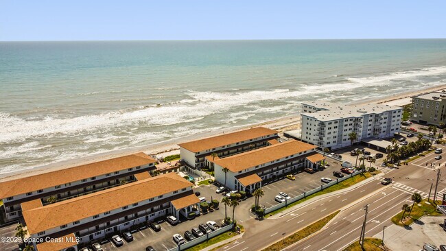 Building Photo - 199 Jimmy Buffett Mem Hwy