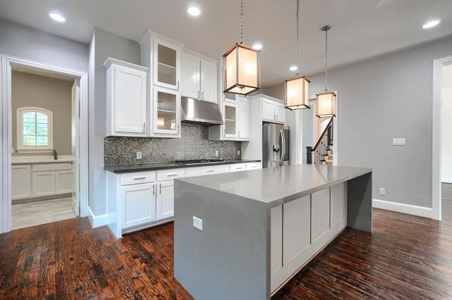 Building Photo - 1208 Damsel Caitlyn Dr