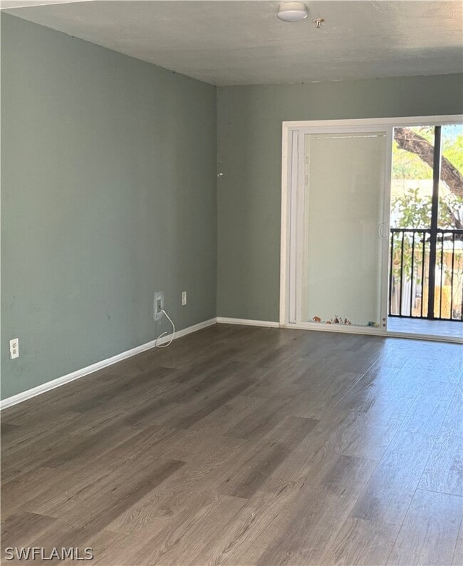 Building Photo - 824 Alderman St