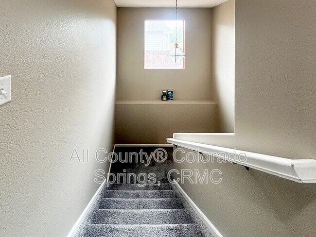 Building Photo - 14345 Woodrock Path