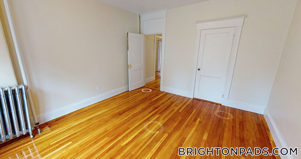 Building Photo - 130 Englewood Ave