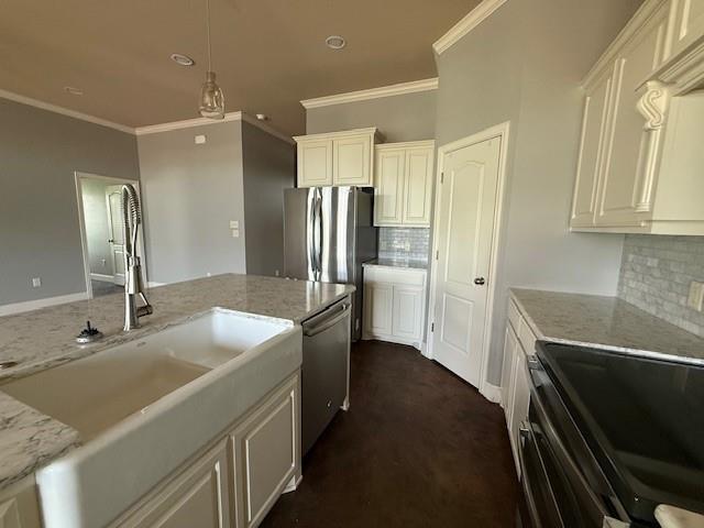 Building Photo - 4102 Carrera Ln