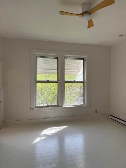 Building Photo - 2028 W Pacific Ave