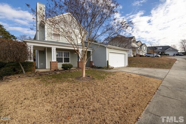 Building Photo - 3617 Hamilton Mill Dr