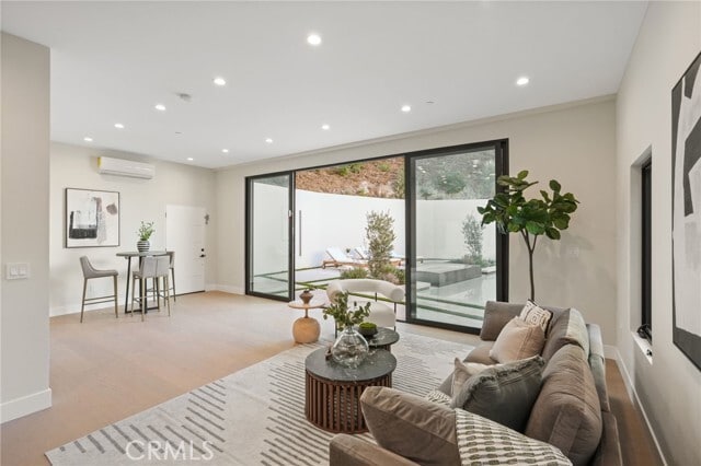 Building Photo - 4551 Alonzo Ave