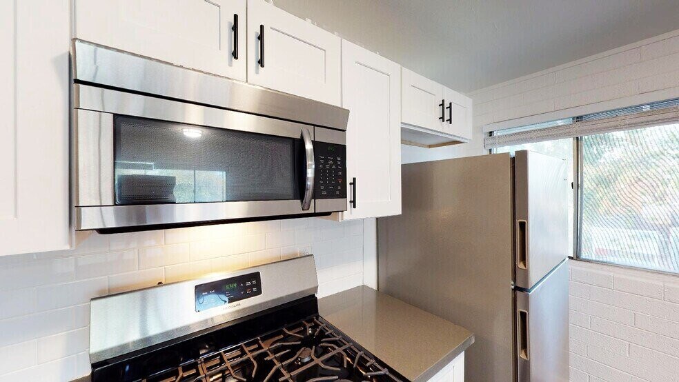 Building Photo - 4525 N 74th St