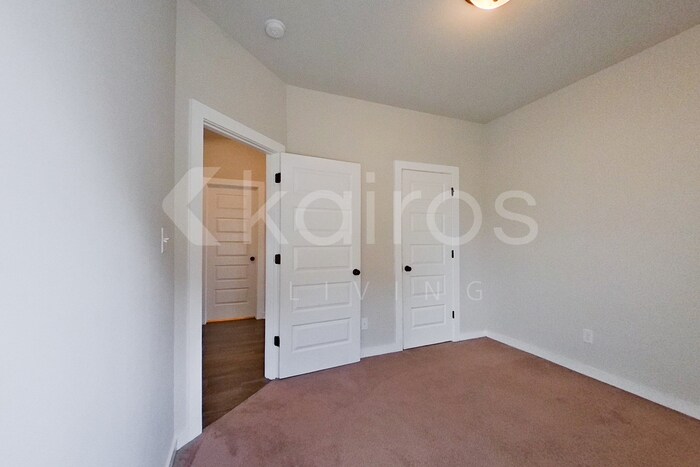 Building Photo - 26186 Valley Ridge Rd