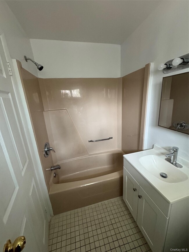 Building Photo - 4927 State Rte 55