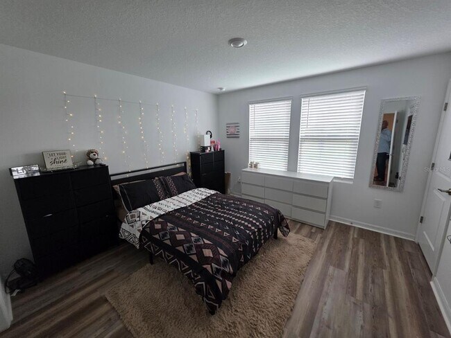 Building Photo - 3318 Composition St