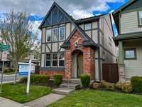 Building Photo - Enjoyable 4-Bed, 2.5-Bath Corner Lot Home in High-Tech Area!