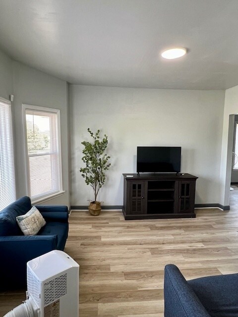 Living Room 2 - 6073 Linwood St