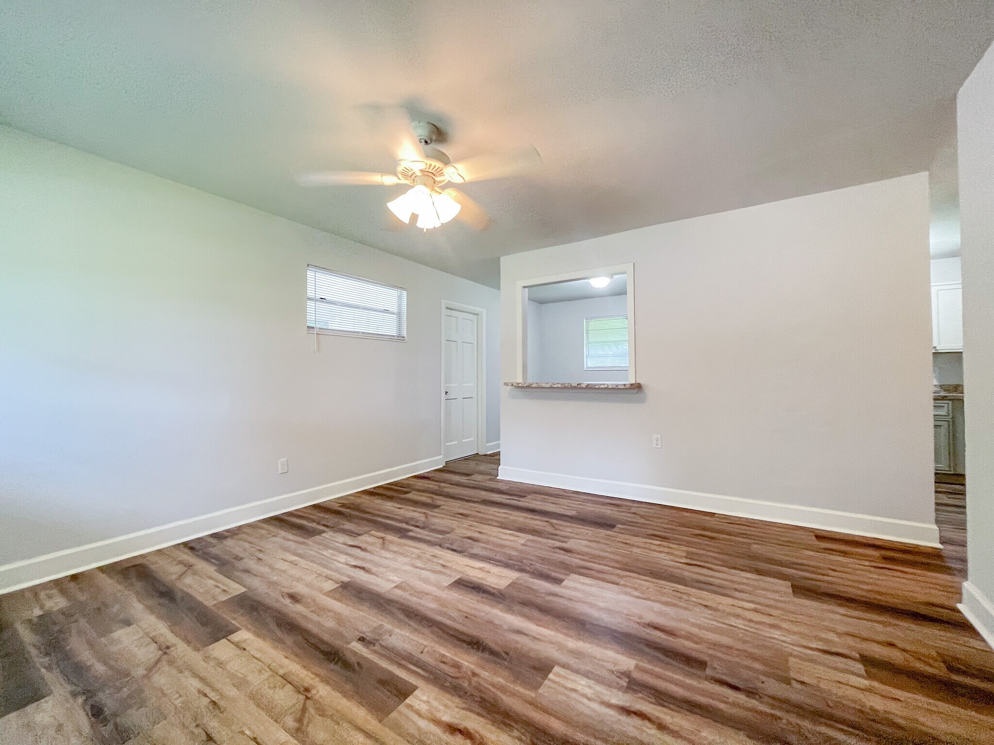 Building Photo - 2119 Melanie Dr