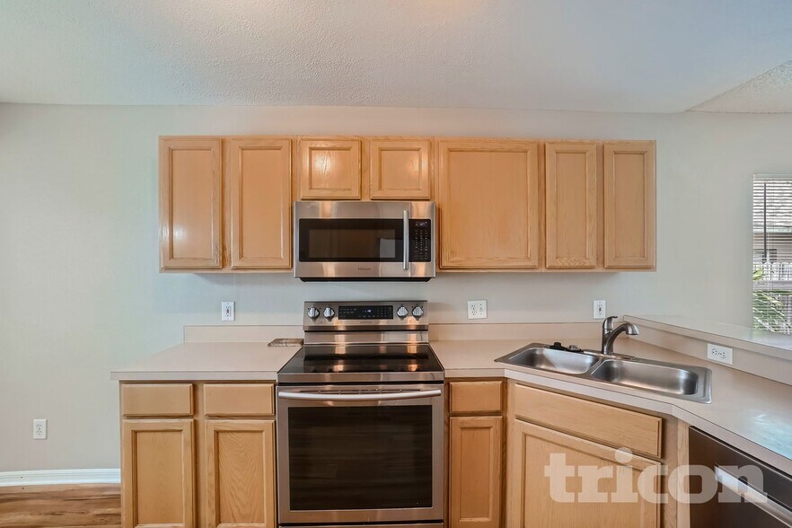 Building Photo - 647 Whitetail Loop