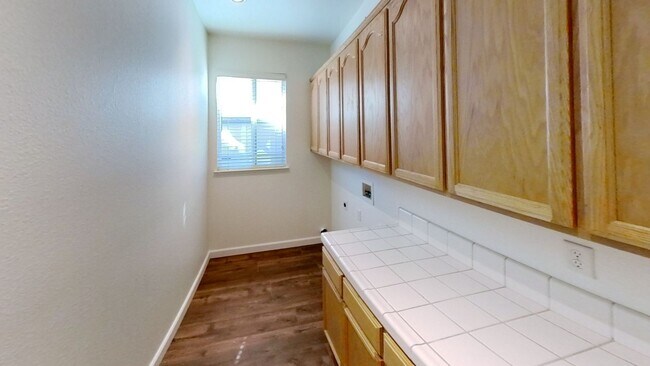 Building Photo - 2024 Natchez Way