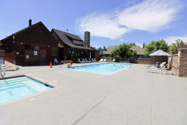 Building Photo - Fully Furnished home in Sisters Oregon