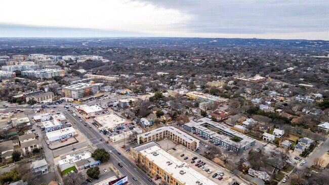 Building Photo - 3000 Guadalupe St