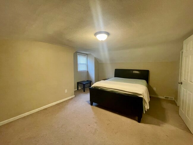 Building Photo - 39 Mabel St