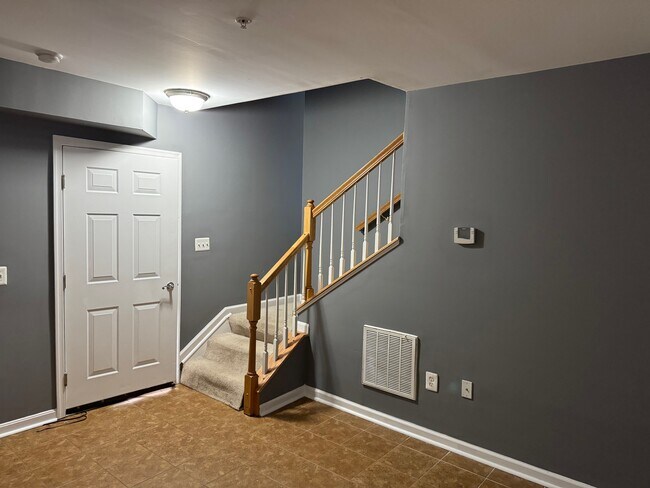 Building Photo - 1821 Cedar Cove Way