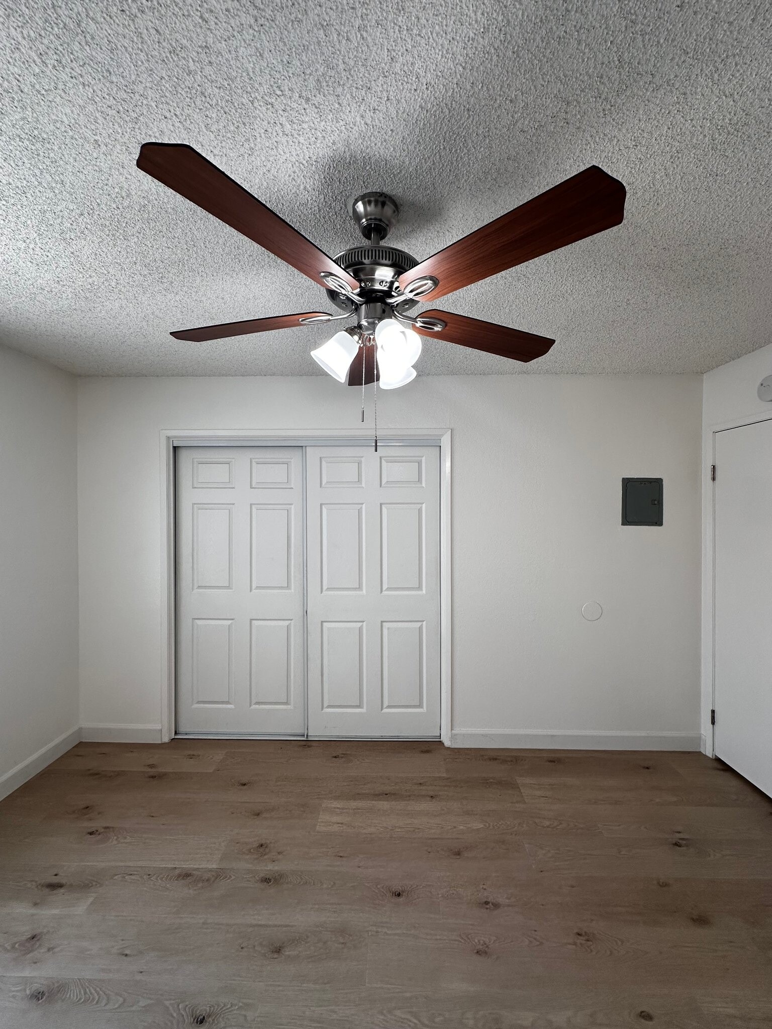 Building Photo - 5134 N Glendora Ave