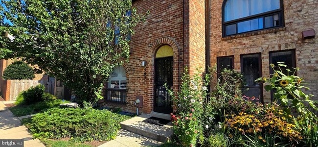 Primary Photo - 503 Brummel Ct NW