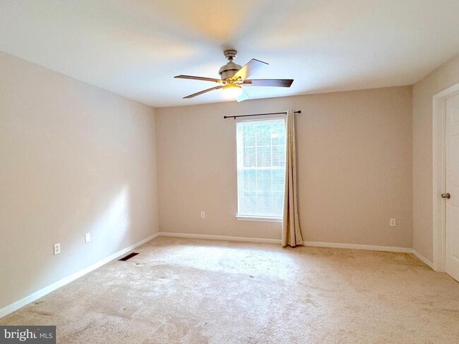 Building Photo - 354 N Barrington Ct