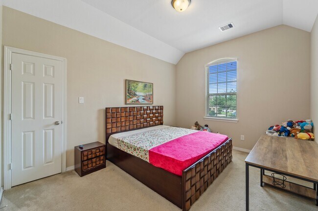 Building Photo - 5515 Mangrove Creek Ln