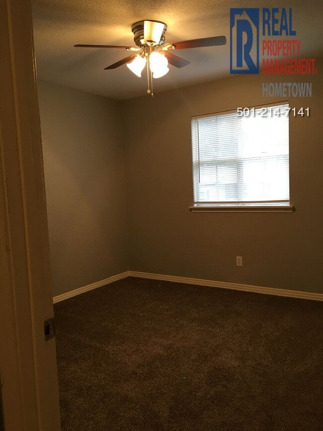 Building Photo - 2309 Ridge Park Dr